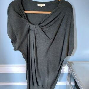 Elegant Gray Women's Sweater